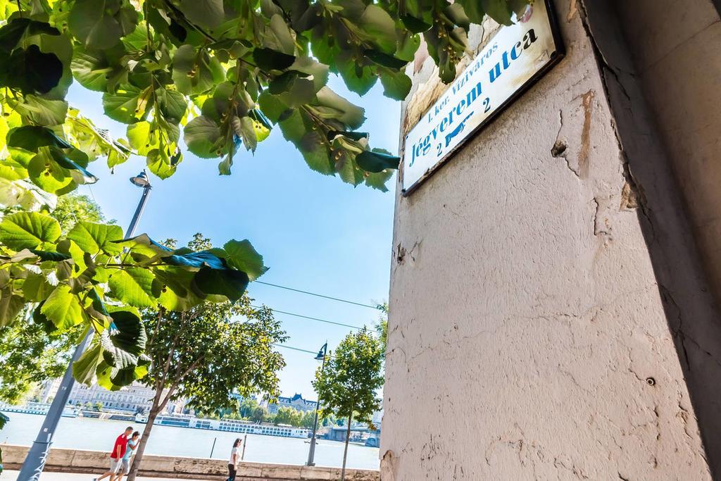 Mickey'S Chain Bridge Apartments ブダペスト エクステリア 写真