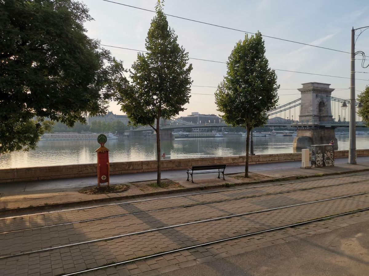 Mickey'S Chain Bridge Apartments ブダペスト エクステリア 写真